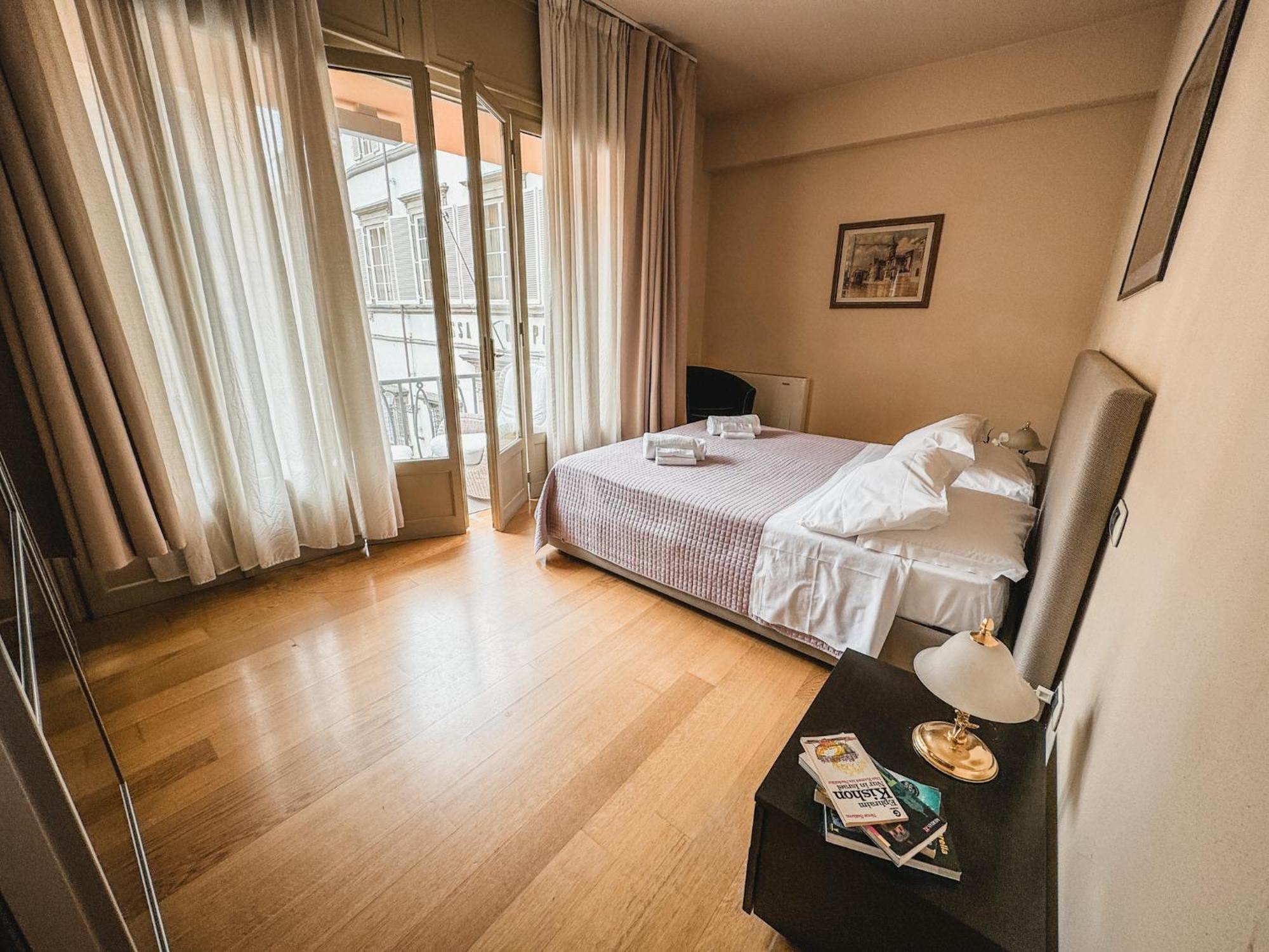 Casa Paolina Aparthotel Lucca Exteriör bild